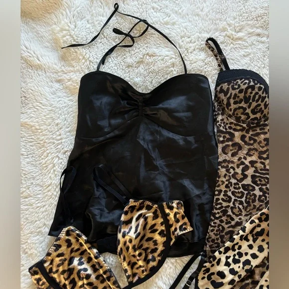 SOLD - Picture 4 of 5